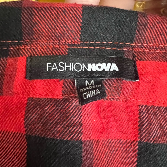 Fashion Nova Flannel Shirt 2 piece set Size M Red & Black buffalo check FALL - Picture 6 of 6